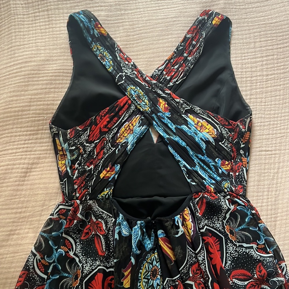 Alice + Olivia Kora Printed Goddess Handkerchief Dress - 12 - Picture 16 of 16
